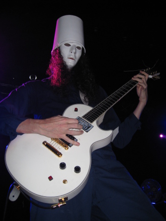 Buckethead performing at Jacksonville's Freebird Live, photo by Anders Lindquist